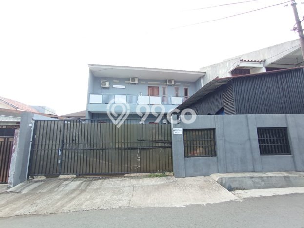 Rumah Minimalis 6 KT di Petukangan Jakarta Selatan Unfurnished Rumah Minimalis 6 KT di Petukangan Jakarta Selatan Unfurnished