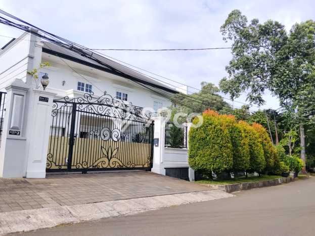 Hunian Mewah Dijual LT 632m2 di Kebon Jeruk, Jakarta Barat Hunian Mewah Dijual LT 632m2 di Kebon Jeruk, Jakarta Barat