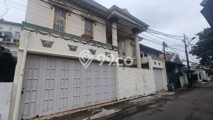 Dijual Hunian Mewah dengan Fasilitas Sekitar Komplit di Tebet, Jakarta Selatan Dijual Hunian Mewah dengan Fasilitas Sekitar Komplit di Tebet, Jakarta Selatan
