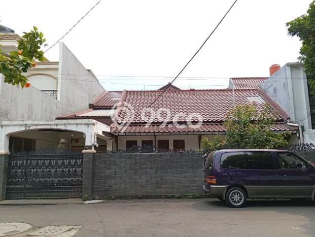 For Sale! Luxury House LT 472m2 Desain Modern di Gandaria For Sale! Luxury House LT 472m2 Desain Modern di Gandaria