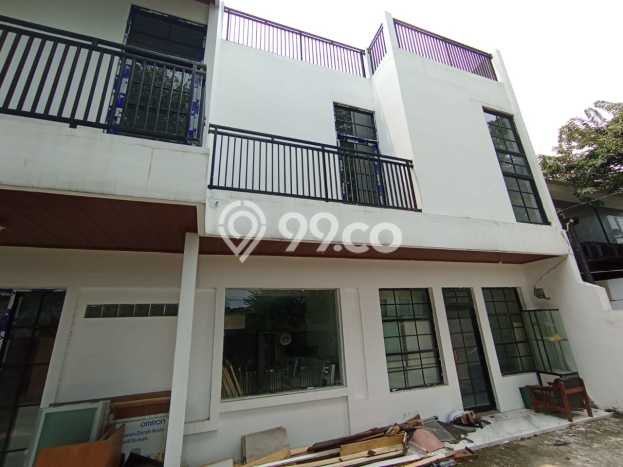 Rumah 4 Kamar di Pusat Kota Tebet, Jakarta Selatan - Harga Terjangkau Rumah 4 Kamar di Pusat Kota Tebet, Jakarta Selatan - Harga Terjangkau