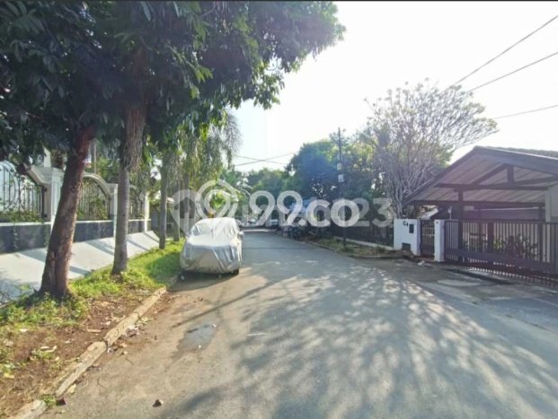 Rumah Elit Modern Tanpa Renovasi di Jati Padang Jakarta Selatan Rumah Elit Modern Tanpa Renovasi di Jati Padang Jakarta Selatan