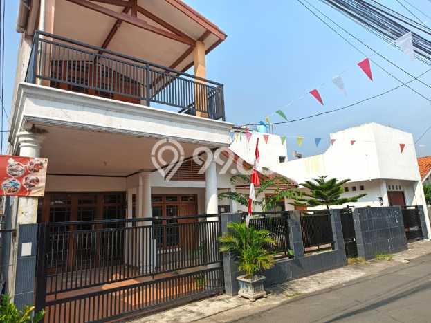 Rumah Modern 4 KT di Petukangan Jakarta Selatan Unfurnished Rumah Modern 4 KT di Petukangan Jakarta Selatan Unfurnished