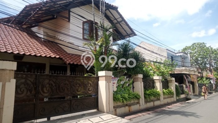 Ready to Use! Luxury House LT 331m2 Desain Elegan di Pejaten Timur Ready to Use! Luxury House LT 331m2 Desain Elegan di Pejaten Timur