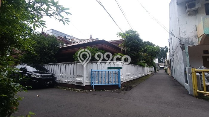 Siap Huni Rumah Mewah 6 Kamar di Tebet Dekat ke Mana Saja Siap Huni Rumah Mewah 6 Kamar di Tebet Dekat ke Mana Saja