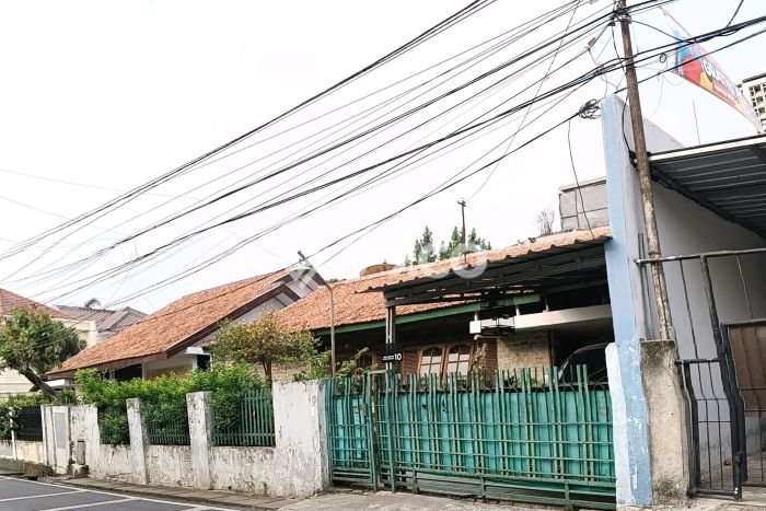 Hunian Mewah LB 321m2 Siap Huni Desain Elegan di Jati Padang, Jakarta Selatan Hunian Mewah LB 321m2 Siap Huni Desain Elegan di Jati Padang, Jakarta Selatan