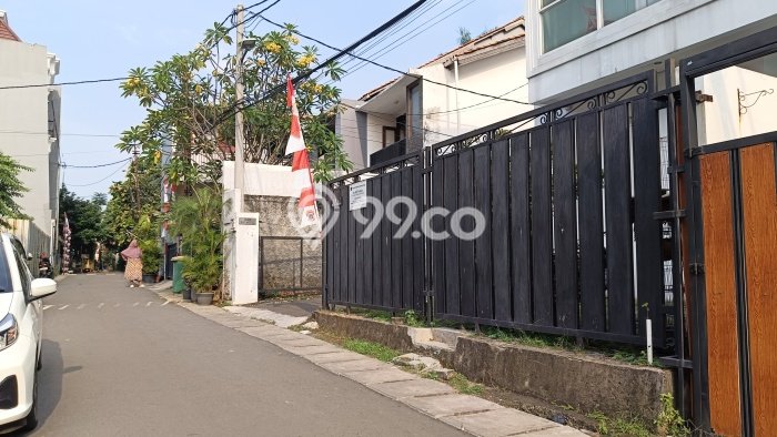 Dijual Rumah Mewah Elegan Dengan View Cantik di Ragunan, Jakarta Selatan Dijual Rumah Mewah Elegan Dengan View Cantik di Ragunan, Jakarta Selatan
