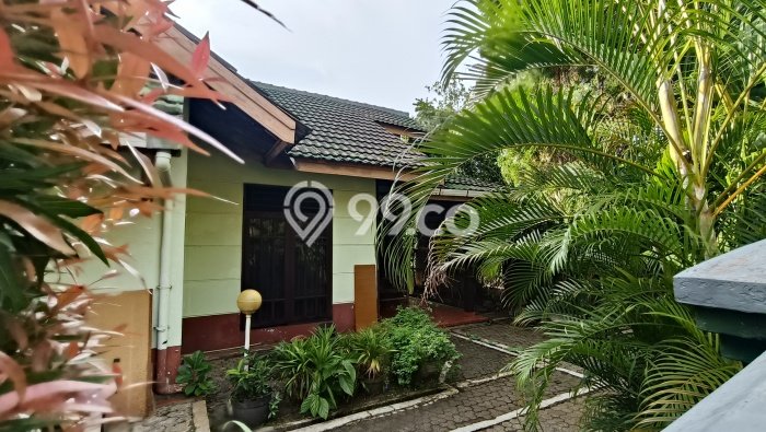 Siap Huni Hunian Elit 4 Kamar di Jagakarsa Dekat ke Mana Pun Siap Huni Hunian Elit 4 Kamar di Jagakarsa Dekat ke Mana Pun