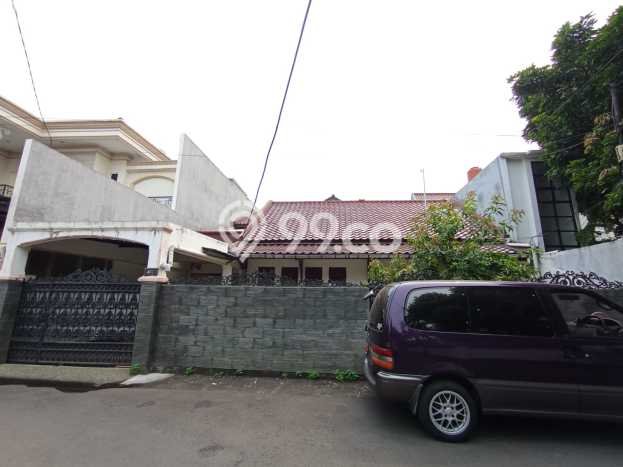 For Sale! Luxury House LT 472m2 Desain Modern di Gandaria For Sale! Luxury House LT 472m2 Desain Modern di Gandaria