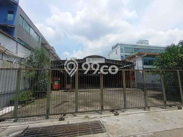 Unit Komersial Dijual di Jakarta Selatan LT 708m2 & LB 708m2 Unit Komersial Dijual di Jakarta Selatan LT 708m2 & LB 708m2
