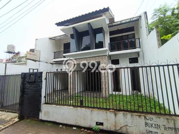 Rumah Minimalis 4 Kamar LT 180m2 di Bintaro Rumah Minimalis 4 Kamar LT 180m2 di Bintaro