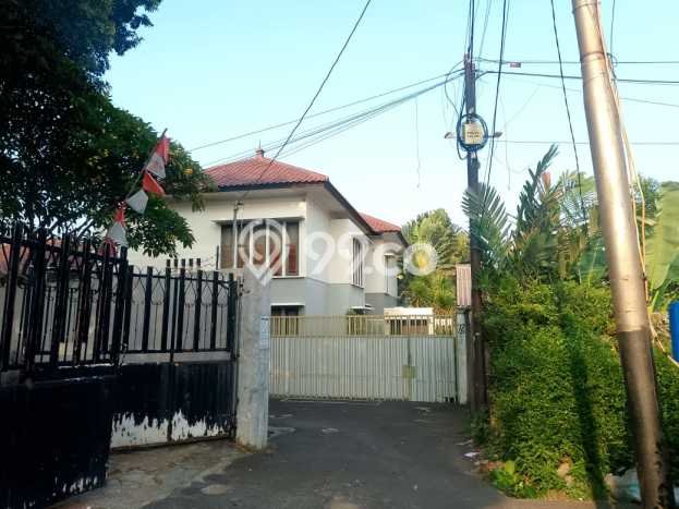 For Sale! Premium House LT 1290m2 Desain Elegan di Jati Padang For Sale! Premium House LT 1290m2 Desain Elegan di Jati Padang