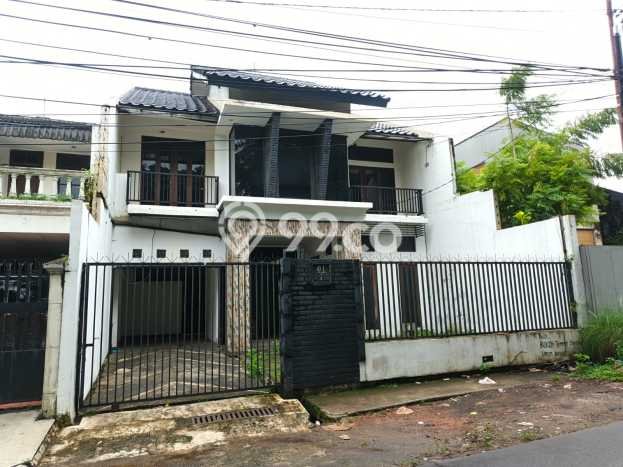 Rumah Minimalis 4 Kamar LT 180m2 di Bintaro Rumah Minimalis 4 Kamar LT 180m2 di Bintaro