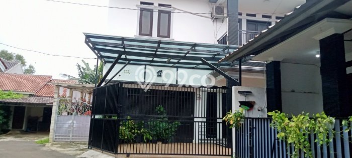 Rumah Strategis Minimalis Lb 200m2 di Jagakarsa, Jakarta Selatan Rumah Strategis Minimalis Lb 200m2 di Jagakarsa, Jakarta Selatan