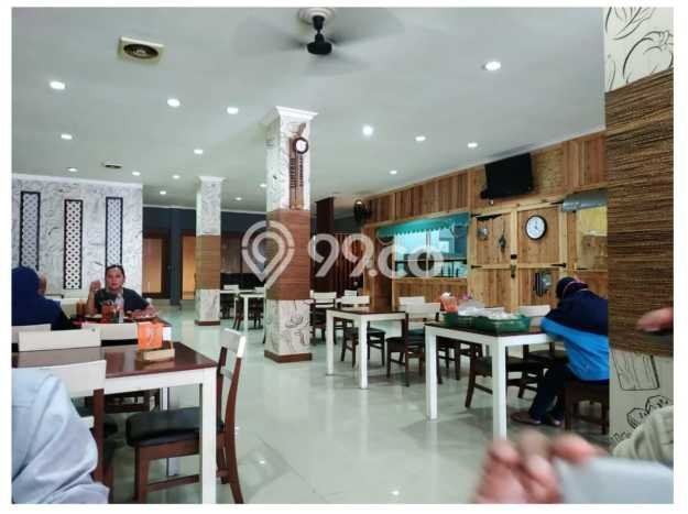 Ruko Bagus LT 360m2 LB 300m2 Dijual di Kebayoran Baru Jakarta Selatan Ruko Bagus LT 360m2 LB 300m2 Dijual di Kebayoran Baru Jakarta Selatan