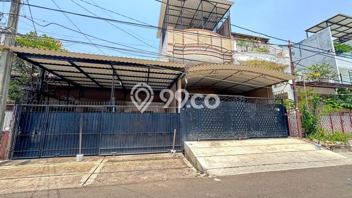 For Sale Rumah 3 Kamar Lokasi Strategis Nyaman dan Strategis di Kelapa Gading For Sale Rumah 3 Kamar Lokasi Strategis Nyaman dan Strategis di Kelapa Gading