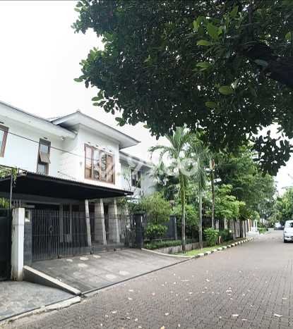 For Sale! Premium House LT 448m2 Desain Modern di Lebak Bulus For Sale! Premium House LT 448m2 Desain Modern di Lebak Bulus