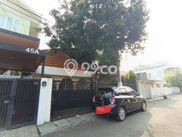 BEST OFFER! Rumah Nyaman area , LT 195m2m² Bangunan 300m2m² BEST OFFER! Rumah Nyaman area , LT 195m2m² Bangunan 300m2m²