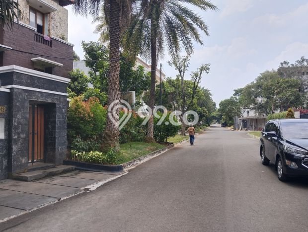 Ready to Use! Luxury House LT 554m2 Desain Modern di Pondok Pinang Ready to Use! Luxury House LT 554m2 Desain Modern di Pondok Pinang
