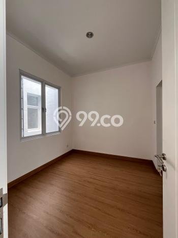 Rumah Mewah Siap Huni LT 112m2 di BSD, Tangerang Selatan Rumah Mewah Siap Huni LT 112m2 di BSD, Tangerang Selatan
