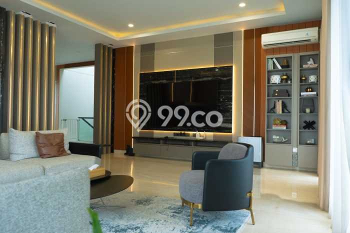 Jual Rumah Mewah Megah Dengan View Cantik di Gading Serpong, Tangerang Jual Rumah Mewah Megah Dengan View Cantik di Gading Serpong, Tangerang