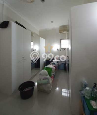 Hunian Luxury di Tangerang Strategis Kondisi Baik Hunian Luxury di Tangerang Strategis Kondisi Baik