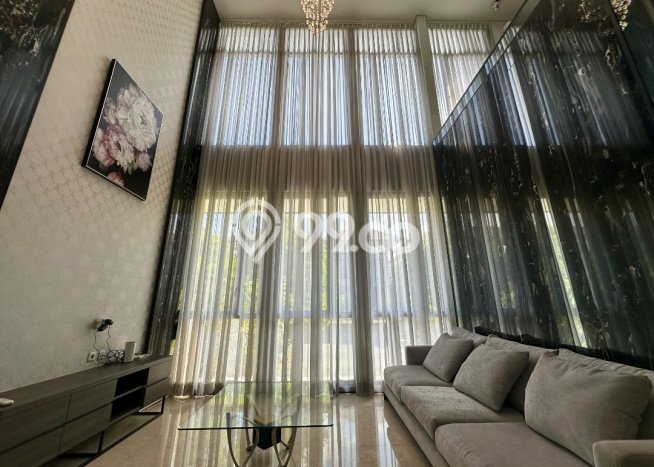 Rumah Luxury Modern Tanpa Renovasi di BSD City Tangerang Rumah Luxury Modern Tanpa Renovasi di BSD City Tangerang