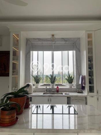 Jual Rumah Mewah Elegan Dengan View Cantik di Gading Serpong, Tangerang Jual Rumah Mewah Elegan Dengan View Cantik di Gading Serpong, Tangerang