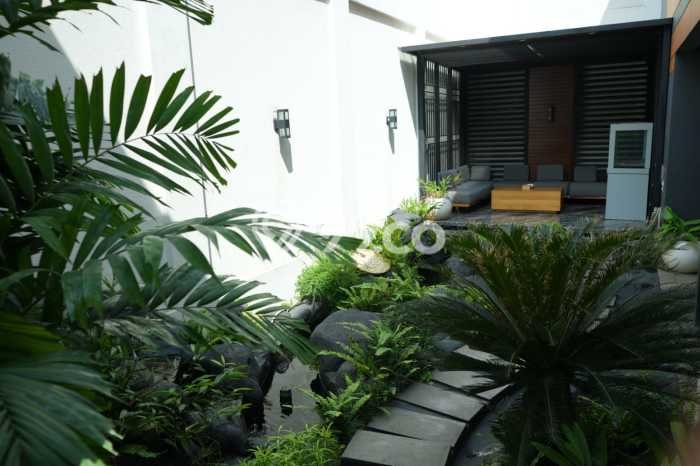 Jual Rumah Mewah Megah Dengan View Cantik di Gading Serpong, Tangerang Jual Rumah Mewah Megah Dengan View Cantik di Gading Serpong, Tangerang