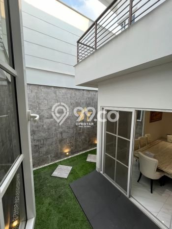 Ready to Use! Luxury House LT 228m2 Desain Modern di Gading Serpong Ready to Use! Luxury House LT 228m2 Desain Modern di Gading Serpong