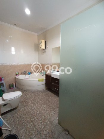 Rumah Elit Modern Tanpa Renovasi di Jelambar Jakarta Barat Rumah Elit Modern Tanpa Renovasi di Jelambar Jakarta Barat