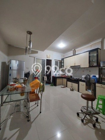 Rumah Luxury Modern Tanpa Renovasi di Jembatan Dua Jakarta Barat Rumah Luxury Modern Tanpa Renovasi di Jembatan Dua Jakarta Barat