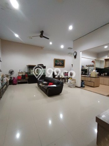Rumah Elit Modern Tanpa Renovasi di Jelambar Jakarta Barat Rumah Elit Modern Tanpa Renovasi di Jelambar Jakarta Barat