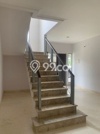 Ready to Use! Luxury House LT 120m2 Desain Modern di Golf Island Ready to Use! Luxury House LT 120m2 Desain Modern di Golf Island