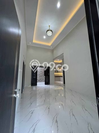 Jual Rumah Bagus Siap Huni LB 133m2 di Semarang Barat, Semarang Jual Rumah Bagus Siap Huni LB 133m2 di Semarang Barat, Semarang