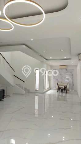 Ready to Use! Luxury House LT 180m2 Desain Elegan di Gading Serpong Ready to Use! Luxury House LT 180m2 Desain Elegan di Gading Serpong