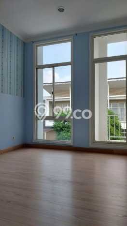 Ready to Use! Luxury House LT 180m2 Desain Elegan di Gading Serpong Ready to Use! Luxury House LT 180m2 Desain Elegan di Gading Serpong