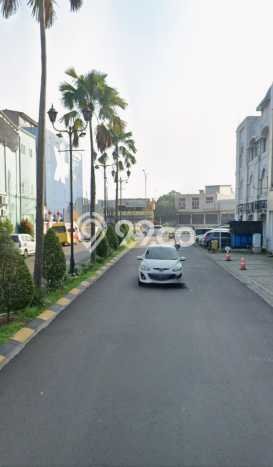 AREA PREMIUM! Ruko di Serpong, Luas 700m², Pusat Bisnis AREA PREMIUM! Ruko di Serpong, Luas 700m², Pusat Bisnis