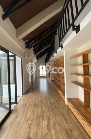 Dijual Rumah Luas Megah Dengan View Cantik di Gading Serpong, Tangerang Dijual Rumah Luas Megah Dengan View Cantik di Gading Serpong, Tangerang