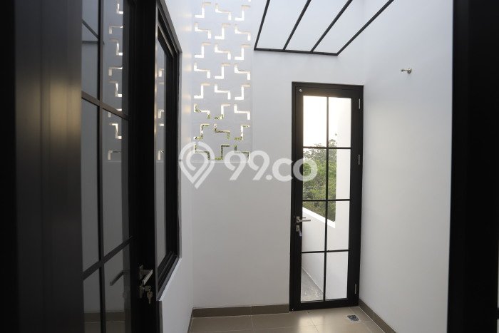 Rumah Elit Modern Tanpa Renovasi di BSD Tangerang Rumah Elit Modern Tanpa Renovasi di BSD Tangerang