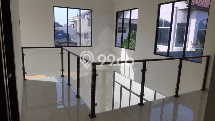 Rumah Luas Asri 3 KT Siap Pakai di Puri Anjasmoro Semarang Rumah Luas Asri 3 KT Siap Pakai di Puri Anjasmoro Semarang