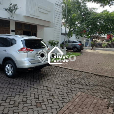 Siap Huni Rumah Mewah 6 Kamar di Duren Sawit Dekat ke Mana Saja Siap Huni Rumah Mewah 6 Kamar di Duren Sawit Dekat ke Mana Saja
