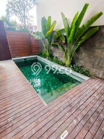 Rumah Elit LB 126m2 Siap Huni Desain Elegan di Canggu, Badung Rumah Elit LB 126m2 Siap Huni Desain Elegan di Canggu, Badung