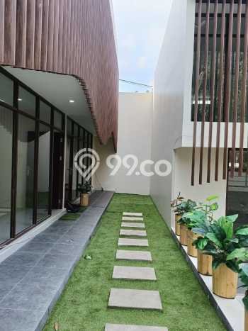 For Sale! Premium House LT 600m2 Desain Modern di Kerobokan For Sale! Premium House LT 600m2 Desain Modern di Kerobokan