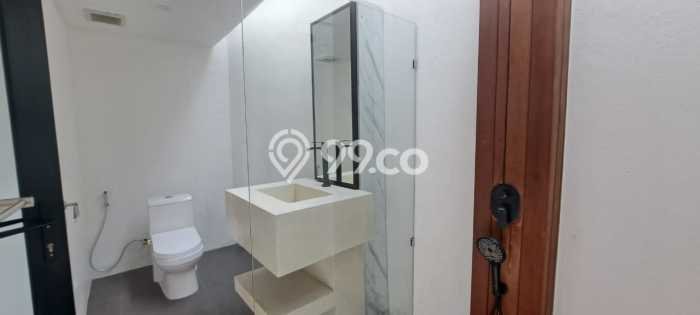 Jual Rumah Luas Elegan Dengan View Eksklusif di Sanur, Denpasar Jual Rumah Luas Elegan Dengan View Eksklusif di Sanur, Denpasar
