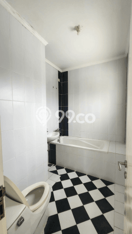 Sewa Rumah Murah di Gading Serpong Andalucia Tangerang Punya 4 Kamar Tidur Sewa Rumah Murah di Gading Serpong Andalucia Tangerang Punya 4 Kamar Tidur