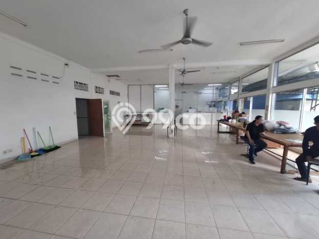Unit Gudang Tersedia di Padangsambian Kelod Spesifikasi LB 600m2 Unit Gudang Tersedia di Padangsambian Kelod Spesifikasi LB 600m2