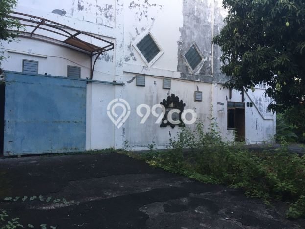 Gudang Dijual di Badung LT 1320m2 & LB 750m2 Lokasi Terbaik! Gudang Dijual di Badung LT 1320m2 & LB 750m2 Lokasi Terbaik!