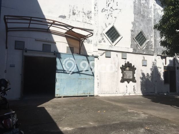 Gudang Dijual di Badung LT 1320m2 & LB 750m2 Lokasi Terbaik! Gudang Dijual di Badung LT 1320m2 & LB 750m2 Lokasi Terbaik!