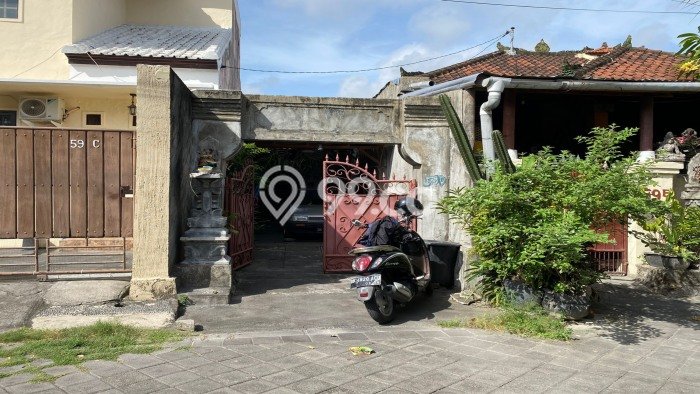 Rumah 2 KT 1 KM Fasilitas Kolam Renang di Umalas, Badung Rumah 2 KT 1 KM Fasilitas Kolam Renang di Umalas, Badung